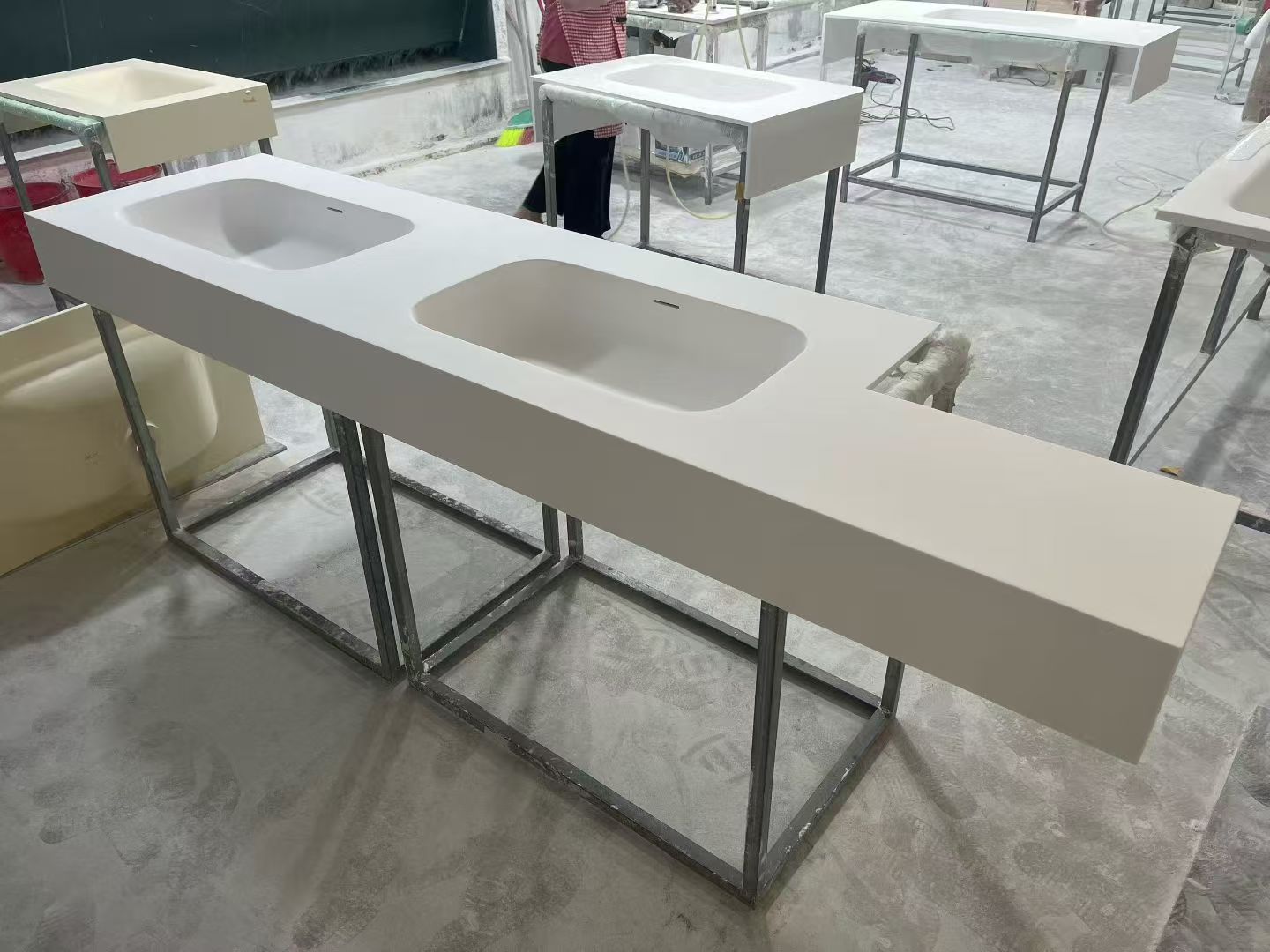 Solid surface basin polishing and finishing area